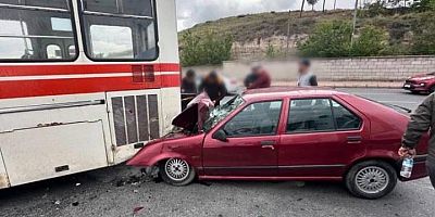 Kayseri’de Halk Otobüsü İle Otomobil Çarpıştı: 3 Yaralı