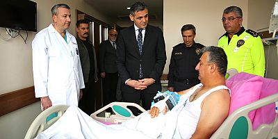 Kayseri İl Emniyet Müdürü Atanur Aydın'dan Uygulama Sırasında Yaralanan Polis Memuruna Anlamlı Ziyaret